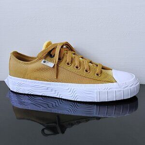 Converse Women's Chuck Taylor Alt Star Sneaker in Trek Tan / Utility Sunflower